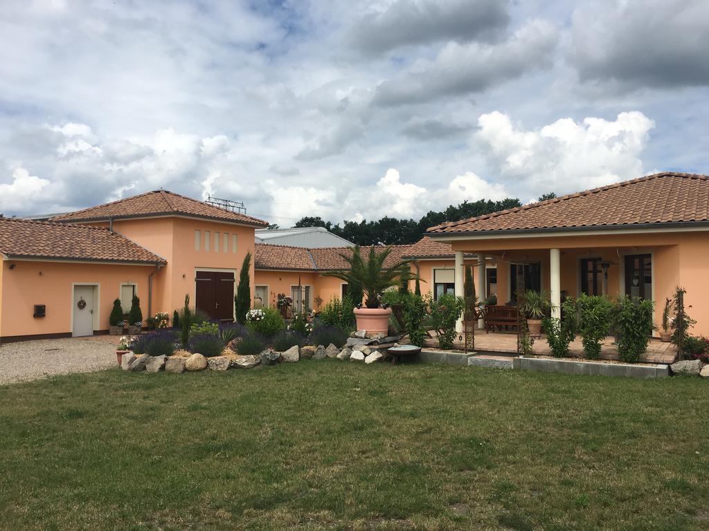 La Vita Apartment Ludwigslust Ngoại thất bức ảnh